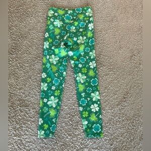 No Boundaries Green Clover Patterned Kids Leggings